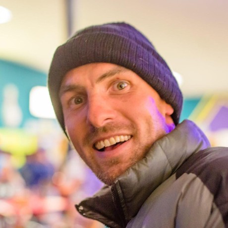 A(z) Ian Mitchard felhasználó által feltöltött avatar